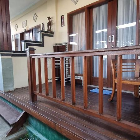 Lembongan Made Inn Exterior photo